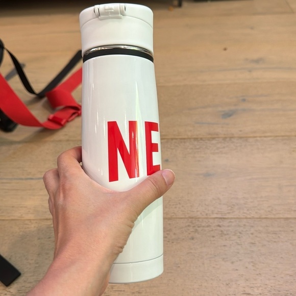 Netflix brand new water bottle never used - Picture 1 of 5